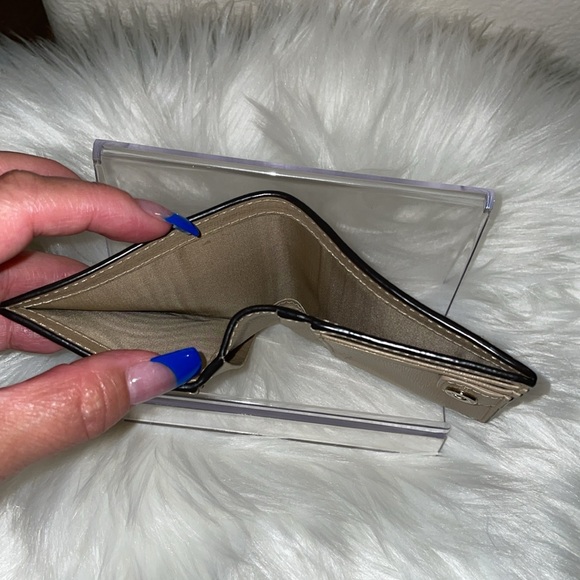 Furla tan Saffiano leather bifold wallet unisex - Picture 7 of 9